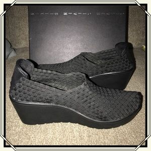 Steve Madden Betsi Slip on Platform Heels